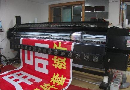 得荣喷绘广告分辨率是多少？